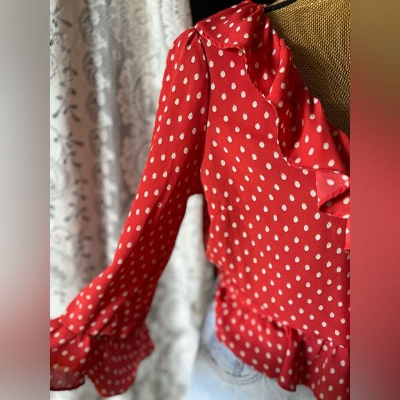 Modern Gap Red & Off White Polka Dot Ruffled Tie Front Blouse - Picture 2 of 14